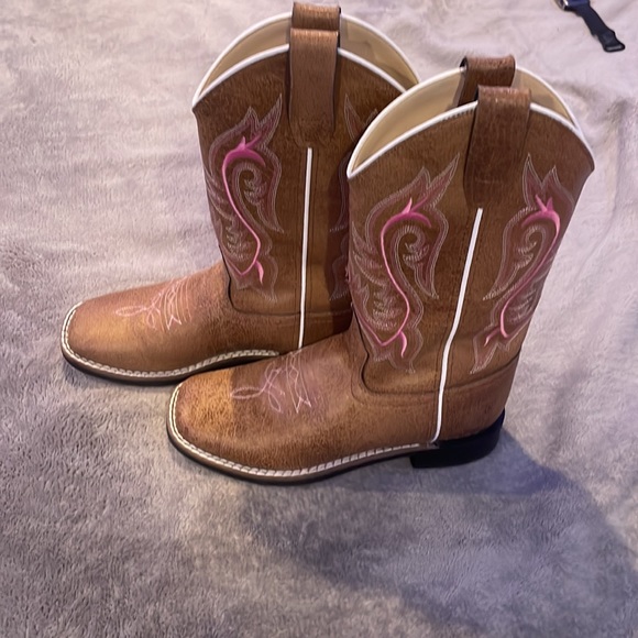 Square toe boots - Picture 3 of 3